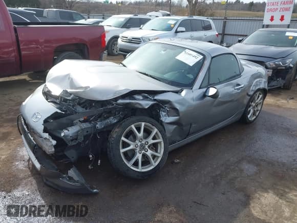 ✅ 2013 Mazda MX-5 Miata Grand Touring • VIN: JM1NC2PF4D0230567 • Лот: 41605492. Опубликован ранее на IAAI с пробегом 133 908 миль. Бесплатный доступ к архиву аукционных продаж из США и подробный отчёт об истории автомобиля на DreamBid. Изображение 2.