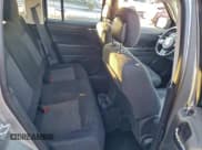 ✅ 2014 Jeep Patriot Latitude • VIN: 1C4NJPFB5ED905774 • Лот: 94293815. Опубликован ранее на Copart с пробегом 117 017 миль. Бесплатный доступ к архиву аукционных продаж из США и подробный отчёт об истории автомобиля на DreamBid. Изображение 11.