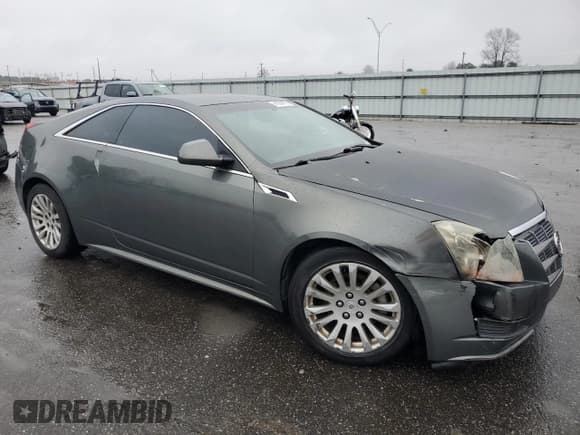 ✅ 2011 Cadillac CTS • VIN: 1G6DC1ED9B0135641 • Lot: 41564175. Wystawiony na Copart z przebiegiem 134 607 mil. Bezpłatny archiwum sprzedaży aukcyjnych z USA i szczegółowy raport historii pojazdu na DreamBid. Zdjęcie 4.