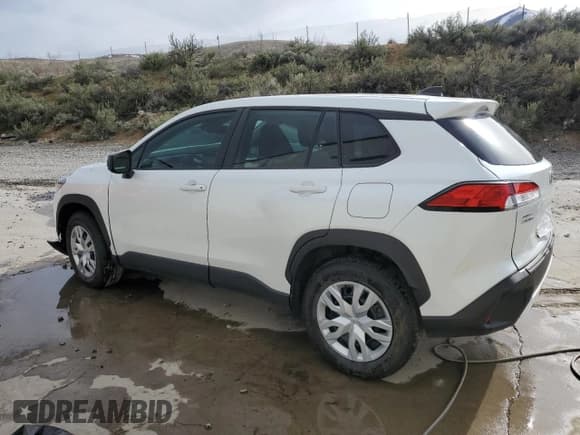 ✅ 2023 Toyota Corolla Cross L • VIN: 7MUAAABG2PV052714 • Lot: 51417815. Wystawiony na Copart z przebiegiem 39 458 mil. Bezpłatny archiwum sprzedaży aukcyjnych z USA i szczegółowy raport historii pojazdu na DreamBid. Zdjęcie 2.