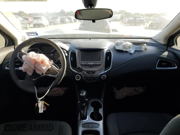 ✅ 2017 Chevrolet Cruze LT • VIN: 1G1BE5SM5H7238364 • Lot: 68253992. Listed on Copart with 76,361 mi. Free auction sales archive from the USA and detailed vehicle history report at DreamBid. Image 8.