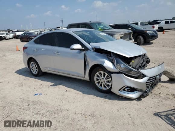 2022 Hyundai Accent SEL z VIN 3KPC24A60NE177857, wystawiony jako Copart lot #67083024 z przebiegiem Nie podano mil oraz Szkoda całkowita • Salvage title. Historia ofert i sprzedaży dostępna na DreamBid. Obrazek 4.