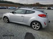 ✅ 2015 Hyundai Veloster • VIN: KMHTC6AD3FU243422 • Lot: 82649744. Wystawiony na Copart z przebiegiem 91 108 mil. Bezpłatny archiwum sprzedaży aukcyjnych z USA i szczegółowy raport historii pojazdu na DreamBid. Zdjęcie 2.