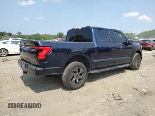 ✅ 2022 Ford F-150 Lightning Pro • VIN: 1FTVW1EL8NWG13887 • Лот: 67168464. Опубликован ранее на Copart с пробегом 71 375 миль. Бесплатный доступ к архиву аукционных продаж из США и подробный отчёт об истории автомобиля на DreamBid. Изображение 3.