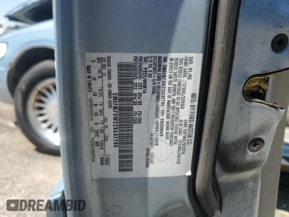 ✅ 2002 Mercury Grand Marquis LS Premium • VIN: 2MEFM75W22X637785 • Lot: 70934295. Listed on Copart with 96,035 mi. Free auction sales archive from the USA and detailed vehicle history report at DreamBid. Image 12.