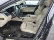 ✅ 2015 Hyundai Genesis 5.0L • VIN: KMHGN4JF9FU043405 • Lot: 43466085. Wystawiony na Copart z przebiegiem 150 738 mil. Bezpłatny archiwum sprzedaży aukcyjnych z USA i szczegółowy raport historii pojazdu na DreamBid. Zdjęcie 7.