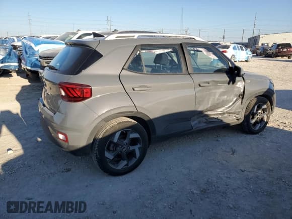 ✅ 2021 Hyundai Venue SEL • VIN: KMHRC8A34MU071878 • Lot: 89337085. Listed on Copart with 51,202 mi. Free auction sales archive from the USA and detailed vehicle history report at DreamBid. Image 3.