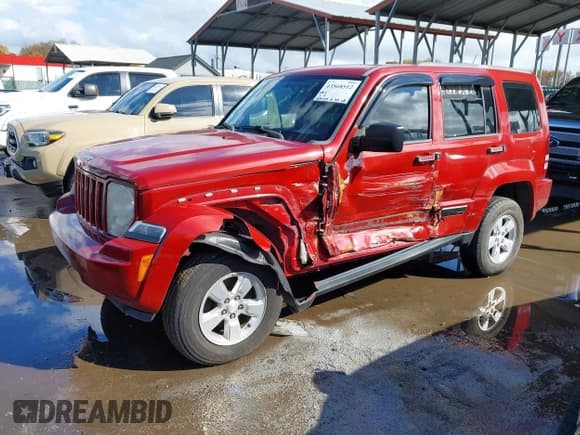 ✅ 2010 Jeep Liberty Sport • VIN: 1J4PN2GK5AW110280 • Lot: 43568512. Listed on IAAI with 209,068 mi. Free auction sales archive from the USA and detailed vehicle history report at DreamBid. Image 2.