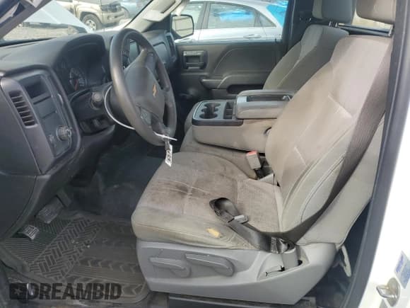 ✅ 2018 Chevrolet Silverado 1500 Work Truck • VIN: 1GCNCNEC4JZ273159 • Lot: 89562635. Wystawiony na Copart z przebiegiem 106 442 mil. Bezpłatny archiwum sprzedaży aukcyjnych z USA i szczegółowy raport historii pojazdu na DreamBid. Zdjęcie 7.