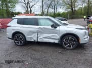 ✅ 2023 Mitsubishi Outlander SE • VIN: JA4J3UA83PZ050091 • Лот: 41976660. Опубликован ранее на IAAI с пробегом 54 931 миль. Бесплатный доступ к архиву аукционных продаж из США и подробный отчёт об истории автомобиля на DreamBid. Изображение 13.