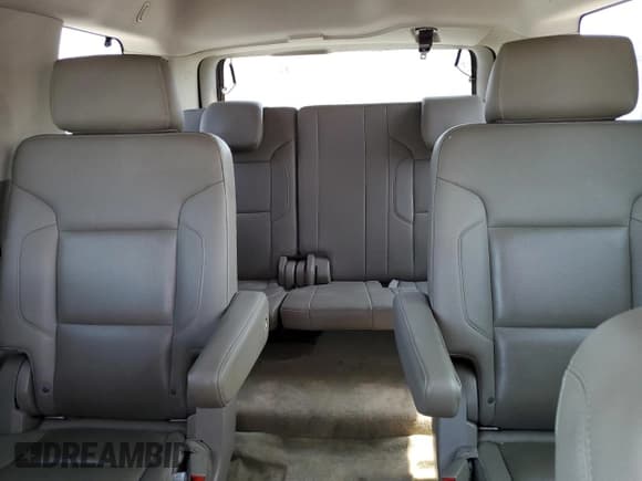 ✅ 2017 Chevrolet Tahoe Premier • VIN: 1GNSKCKC6HR241670 • Лот: 71445705. Опубликован ранее на Copart с пробегом 107 021 миль. Бесплатный доступ к архиву аукционных продаж из США и подробный отчёт об истории автомобиля на DreamBid. Изображение 10.