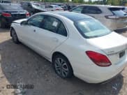 ✅ 2018 Mercedes-Benz C 300 • VIN: WDDWF4KB3JR333908 • Lot: 43166279. Wystawiony na IAAI z przebiegiem 109 453 mil. Bezpłatny archiwum sprzedaży aukcyjnych z USA i szczegółowy raport historii pojazdu na DreamBid. Zdjęcie 3.