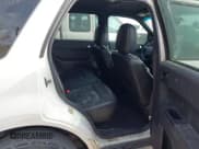 ✅ 2011 Ford Escape Limited • VIN: 1FMCU0EG6BKB53668 • Lot: 43738805. Listed on IAAI with 285,889 mi. Free auction sales archive from the USA and detailed vehicle history report at DreamBid. Image 8.