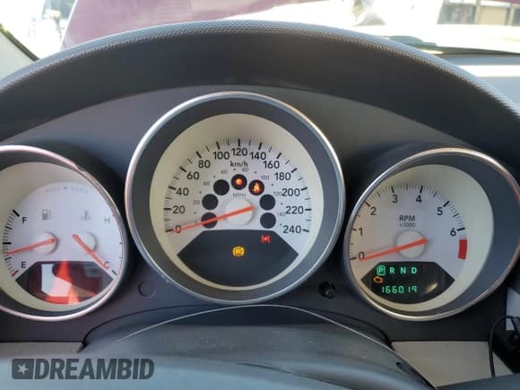 ✅ 2007 Dodge Caliber SXT • VIN: 1B3HB48B57D170501 • Lot: 79925624. Wystawiony na Copart z przebiegiem 166 019 mil. Bezpłatny archiwum sprzedaży aukcyjnych z USA i szczegółowy raport historii pojazdu na DreamBid. Zdjęcie 9.