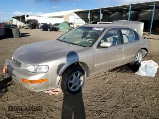 ✅ 1996 Nissan Maxima GXE • VIN: JN1CA21D9TT153084 • Lot: 81176414. Listed on Copart with 194,510 mi. Free auction sales archive from the USA and detailed vehicle history report at DreamBid. Image 1.