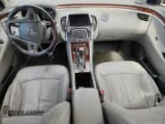 ✅ 2012 Buick LaCrosse Premium 3 • VIN: 1G4GH5E39CF353888 • Lot: 70904295. Wystawiony na Copart z przebiegiem 109 105 mil. Bezpłatny archiwum sprzedaży aukcyjnych z USA i szczegółowy raport historii pojazdu na DreamBid. Zdjęcie 8.