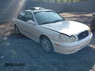 2003 Hyundai Sonata GLS with VIN KMHWF35HX3A884760, listed as a IAAI auction lot 42564099 with 143,998 mi miles and . Bid and sale history available at DreamBid. Image 1.