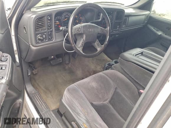 ✅ 2003 GMC Sierra 1500 SLT • VIN: 2GTEK19T631318376 • Лот: 95082395. Опубликован ранее на Copart с пробегом 271 577 миль. Бесплатный доступ к архиву аукционных продаж из США и подробный отчёт об истории автомобиля на DreamBid. Изображение 8.