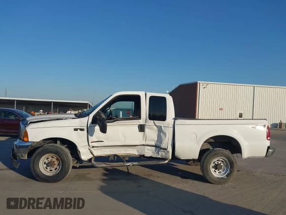 ✅ 2000 Ford F-250 XL • VIN: 1FTNX21F0YEA04726 • Lot: 43440043. Listed on IAAI with 224,157 mi. Free auction sales archive from the USA and detailed vehicle history report at DreamBid. Image 14.