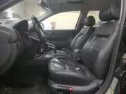 ✅ 2005 Volkswagen Passat GLX • VIN: WVWYU63B75E103787 • Lot: 48362545. Wystawiony na Copart z przebiegiem 217 262 mil. Bezpłatny archiwum sprzedaży aukcyjnych z USA i szczegółowy raport historii pojazdu na DreamBid. Zdjęcie 7.