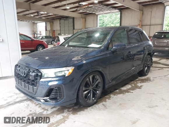 ✅ 2025 Audi Q7 Prestige • VIN: WA1VVBF72SD023213 • Лот: 42313827. Опубликован ранее на IAAI с пробегом 5 256 миль. Бесплатный доступ к архиву аукционных продаж из США и подробный отчёт об истории автомобиля на DreamBid. Изображение 19.