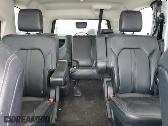 ✅ 2018 Ford Expedition Max Platinum • VIN: 1FMJK1LT9JEA50292 • Лот: 46458835. Опубликован ранее на Copart с пробегом 90 879 миль. Бесплатный доступ к архиву аукционных продаж из США и подробный отчёт об истории автомобиля на DreamBid. Изображение 10.