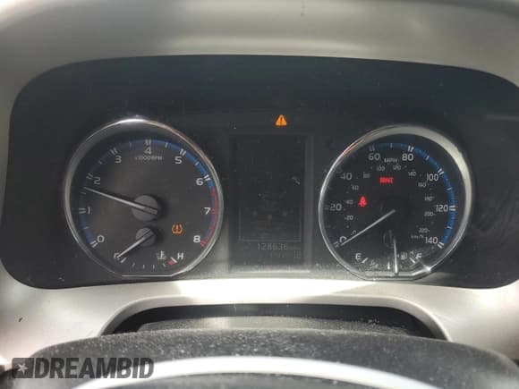 ✅ 2016 Toyota RAV4 Limited • VIN: 2T3DFREV1GW412832 • Lot: 56528935. Listed on Copart with 128,636 mi. Free auction sales archive from the USA and detailed vehicle history report at DreamBid. Image 9.