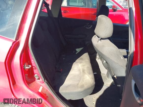 ✅ 2013 Honda Fit Sport • VIN: JHMGE8H57DC028265 • Lot: 43541415. Listed on IAAI with 129,252 mi. Free auction sales archive from the USA and detailed vehicle history report at DreamBid. Image 8.