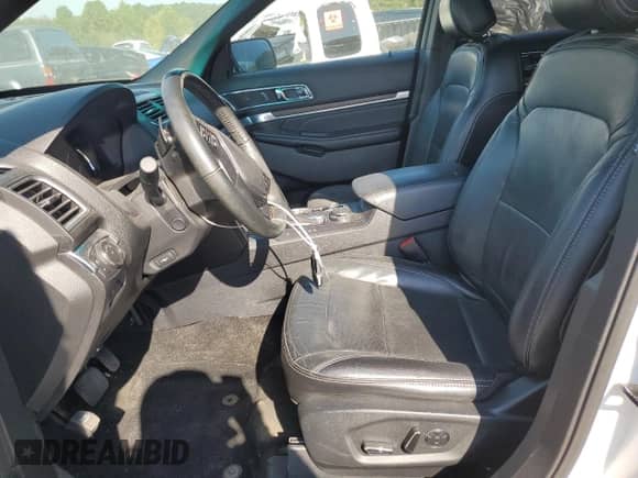 2017 Ford Explorer Limited with VIN 1FM5K8FH3HGB49626, listed as a Copart auction lot 83810565 with 143,035 mi miles and Salvage title. Bid and sale history available at DreamBid. Image 7.