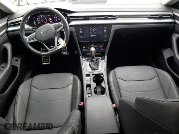 ✅ 2021 Volkswagen Arteon SE • VIN: WVWAR7AN8ME005128 • Lot: 86140955. Wystawiony na Copart z przebiegiem 46 727 mil. Bezpłatny archiwum sprzedaży aukcyjnych z USA i szczegółowy raport historii pojazdu na DreamBid. Zdjęcie 8.