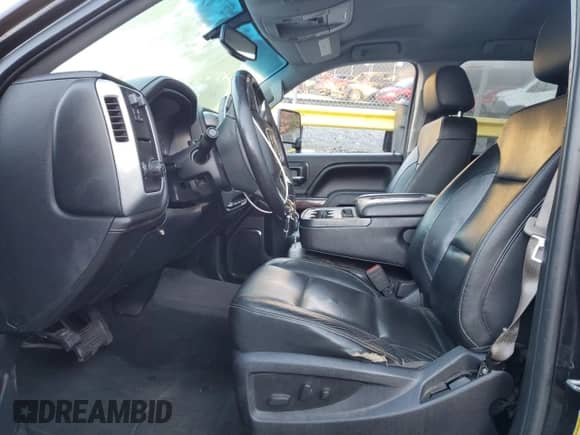 ✅ 2016 GMC Sierra 1500 • VIN: 1GTV1NEC0GZ215094 • Lot: 82670785. Listed on Copart with 178,946 mi. Free auction sales archive from the USA and detailed vehicle history report at DreamBid. Image 7.