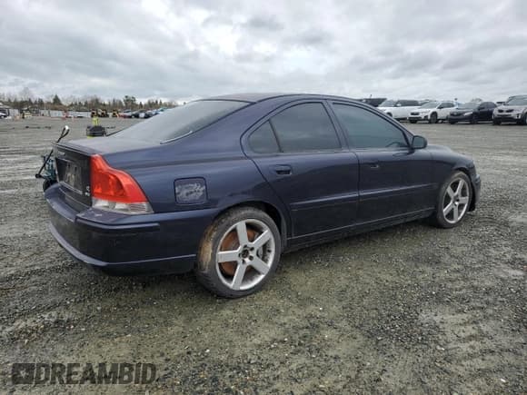 ✅ 2005 Volvo S60 R • VIN: YV1RH527252460306 • Lot: 48811525. Listed on Copart with Not provided. Free auction sales archive from the USA and detailed vehicle history report at DreamBid. Image 3.