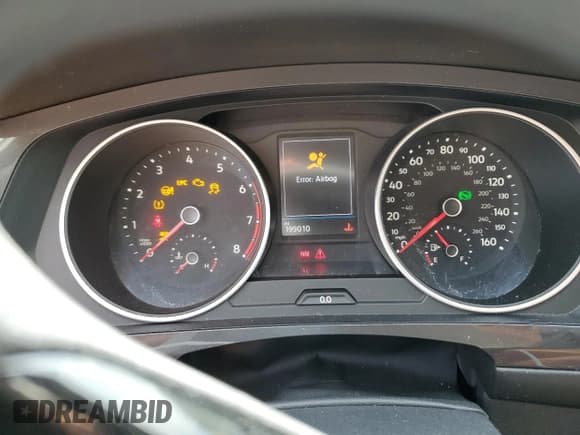 ✅ 2019 Volkswagen Tiguan S • VIN: 3VV0B7AX1KM051250 • Lot: 70844515. Listed on Copart with 199,010 mi. Free auction sales archive from the USA and detailed vehicle history report at DreamBid. Image 9.