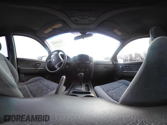 ✅ 2003 Kia Sorento LX • VIN: KNDJC733X35162557 • Lot: 43145089. Wystawiony na IAAI z przebiegiem 234 888 mil. Bezpłatny archiwum sprzedaży aukcyjnych z USA i szczegółowy raport historii pojazdu na DreamBid. Zdjęcie 18.