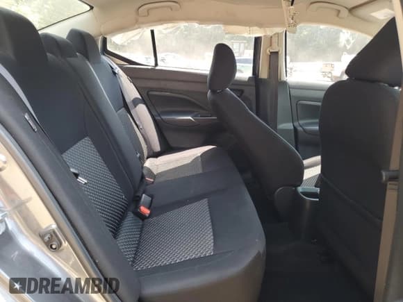 ✅ 2023 Nissan Versa S • VIN: 3N1CN8DV2PL850859 • Лот: 61844405. Опубликован ранее на Copart с пробегом 41 314 миль. Бесплатный доступ к архиву аукционных продаж из США и подробный отчёт об истории автомобиля на DreamBid. Изображение 10.