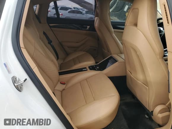 ✅ 2017 Porsche Panamera • VIN: WP0AA2A74HL102677 • Лот: 79771384. Опубликован ранее на Copart с пробегом Не указан. Бесплатный доступ к архиву аукционных продаж из США и подробный отчёт об истории автомобиля на DreamBid. Изображение 10.