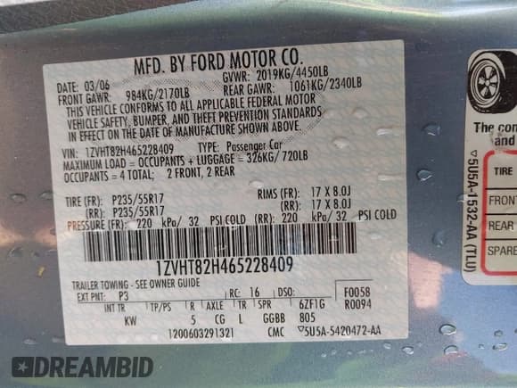 ✅ 2006 Ford Mustang GT Deluxe • VIN: 1ZVHT82H465228409 • Lot: 43337448. Wystawiony na IAAI z przebiegiem 196 538 mil. Bezpłatny archiwum sprzedaży aukcyjnych z USA i szczegółowy raport historii pojazdu na DreamBid. Zdjęcie 9.