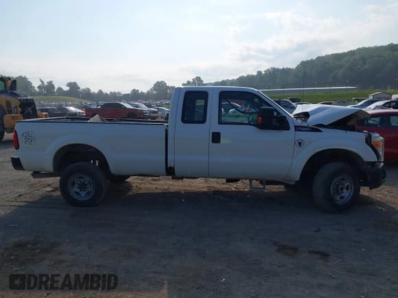 ✅ 2012 Ford F-250 XL • VIN: 1FT7X2B64CEC70511 • Lot: 42637624. Wystawiony na IAAI z przebiegiem 252 372 mil. Bezpłatny archiwum sprzedaży aukcyjnych z USA i szczegółowy raport historii pojazdu na DreamBid. Zdjęcie 13.