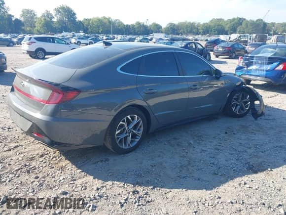 2020 Hyundai Sonata SEL z VIN 5NPEF4JAXLH043934, wystawiony jako IAAI lot #43194877 z przebiegiem 49 001 mil mil oraz . Historia ofert i sprzedaży dostępna na DreamBid. Obrazek 3.