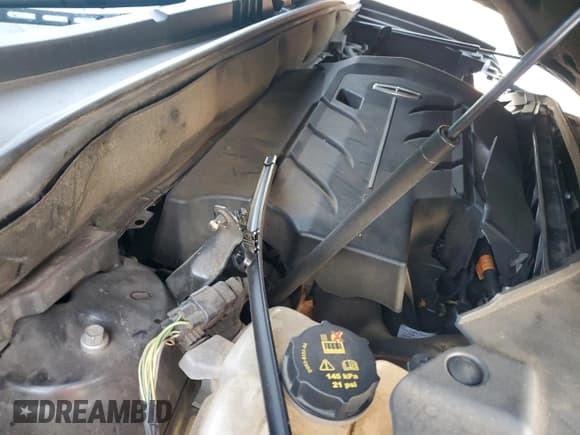 ✅ 2016 Lincoln MKX Select • VIN: 2LMPJ6KP5GBL27527 • Lot: 82579395. Listed on Copart with 135,876 mi. Free auction sales archive from the USA and detailed vehicle history report at DreamBid. Image 12.