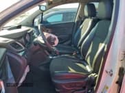 ✅ 2014 Buick Encore • VIN: KL4CJESBXEB746838 • Lot: 92727965. Wystawiony na Copart z przebiegiem 44 265 mil. Bezpłatny archiwum sprzedaży aukcyjnych z USA i szczegółowy raport historii pojazdu na DreamBid. Zdjęcie 7.