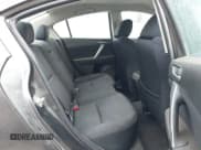 ✅ 2011 Mazda 3 S Sport • VIN: JM1BL1U67B1390743 • Lot: 43721405. Wystawiony na IAAI z przebiegiem 110 513 mil. Bezpłatny archiwum sprzedaży aukcyjnych z USA i szczegółowy raport historii pojazdu na DreamBid. Zdjęcie 8.