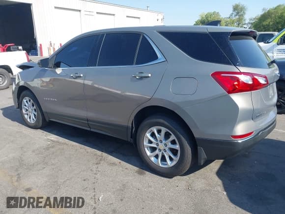 ✅ 2019 Chevrolet Equinox LT • VIN: 3GNAXUEV3KS572484 • Лот: 42888372. Опубликован ранее на IAAI с пробегом Не указан. Бесплатный доступ к архиву аукционных продаж из США и подробный отчёт об истории автомобиля на DreamBid. Изображение 3.