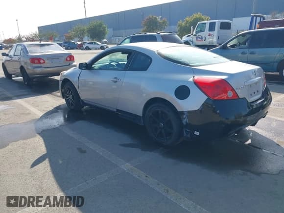 ✅ 2013 Nissan Altima S • VIN: 1N4AL2EP4DC223049 • Lot: 43834089. Listed on IAAI with 170,671 mi. Free auction sales archive from the USA and detailed vehicle history report at DreamBid. Image 3.