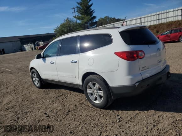 ✅ 2010 Chevrolet Traverse 2LT • VIN: 1GNLRGED2AS112416 • Lot: 86270695. Wystawiony na Copart z przebiegiem 151 578 mil. Bezpłatny archiwum sprzedaży aukcyjnych z USA i szczegółowy raport historii pojazdu na DreamBid. Zdjęcie 2.