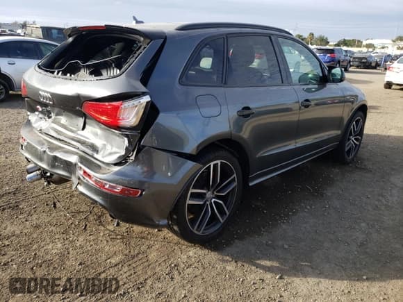✅ 2017 Audi SQ5 Premium Plus • VIN: WA1CCAFP9HA079053 • Lot: 70170262. Listed on Copart with Not provided. Free auction sales archive from the USA and detailed vehicle history report at DreamBid. Image 3.