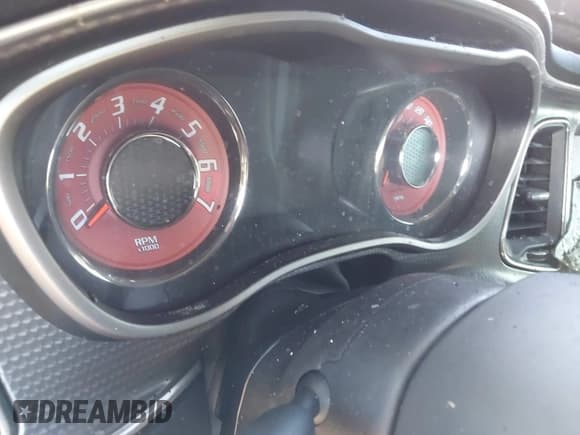 ✅ 2018 Dodge Challenger SRT Hellcat • VIN: 2C3CDZC98JH177803 • Lot: 42990369. Wystawiony na IAAI z przebiegiem Nie podano. Bezpłatny archiwum sprzedaży aukcyjnych z USA i szczegółowy raport historii pojazdu na DreamBid. Zdjęcie 14.