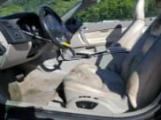 ✅ 2013 Volvo C70 T5 • VIN: YV1672MC1DJ141210 • Лот: 75374994. Опубликован ранее на Copart с пробегом 191 459 миль. Бесплатный доступ к архиву аукционных продаж из США и подробный отчёт об истории автомобиля на DreamBid. Изображение 7.