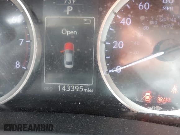 ✅ 2014 Lexus IS 250 • VIN: JTHBF1D24E5034010 • Lot: 43366614. Wystawiony na IAAI z przebiegiem 143 395 mil. Bezpłatny archiwum sprzedaży aukcyjnych z USA i szczegółowy raport historii pojazdu na DreamBid. Zdjęcie 15.