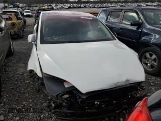 ✅ 2017 Tesla Model X 90D • VIN: 5YJXCAE21HF040252 • Lot: 72074132. Listed on Copart with 60,842 mi. Free auction sales archive from the USA and detailed vehicle history report at DreamBid. Image 5.